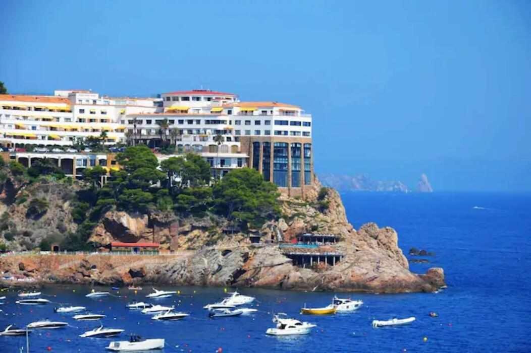 Capsasalbegur74 Terraza Sobre Mar Piscina Del Mar Apartment Exterior foto