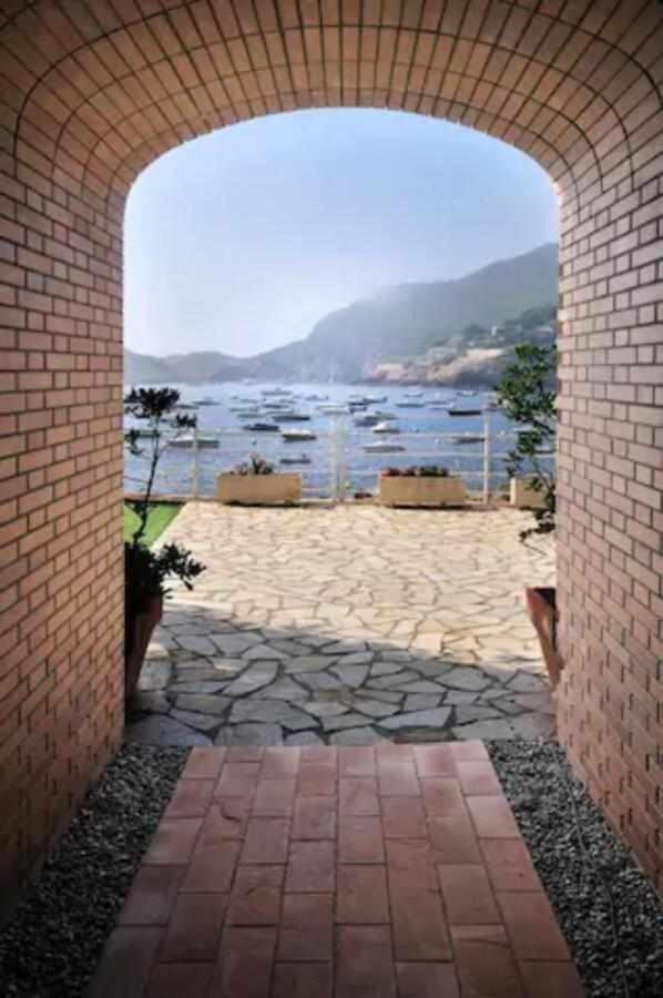 Capsasalbegur74 Terraza Sobre Mar Piscina Del Mar Apartment Exterior foto